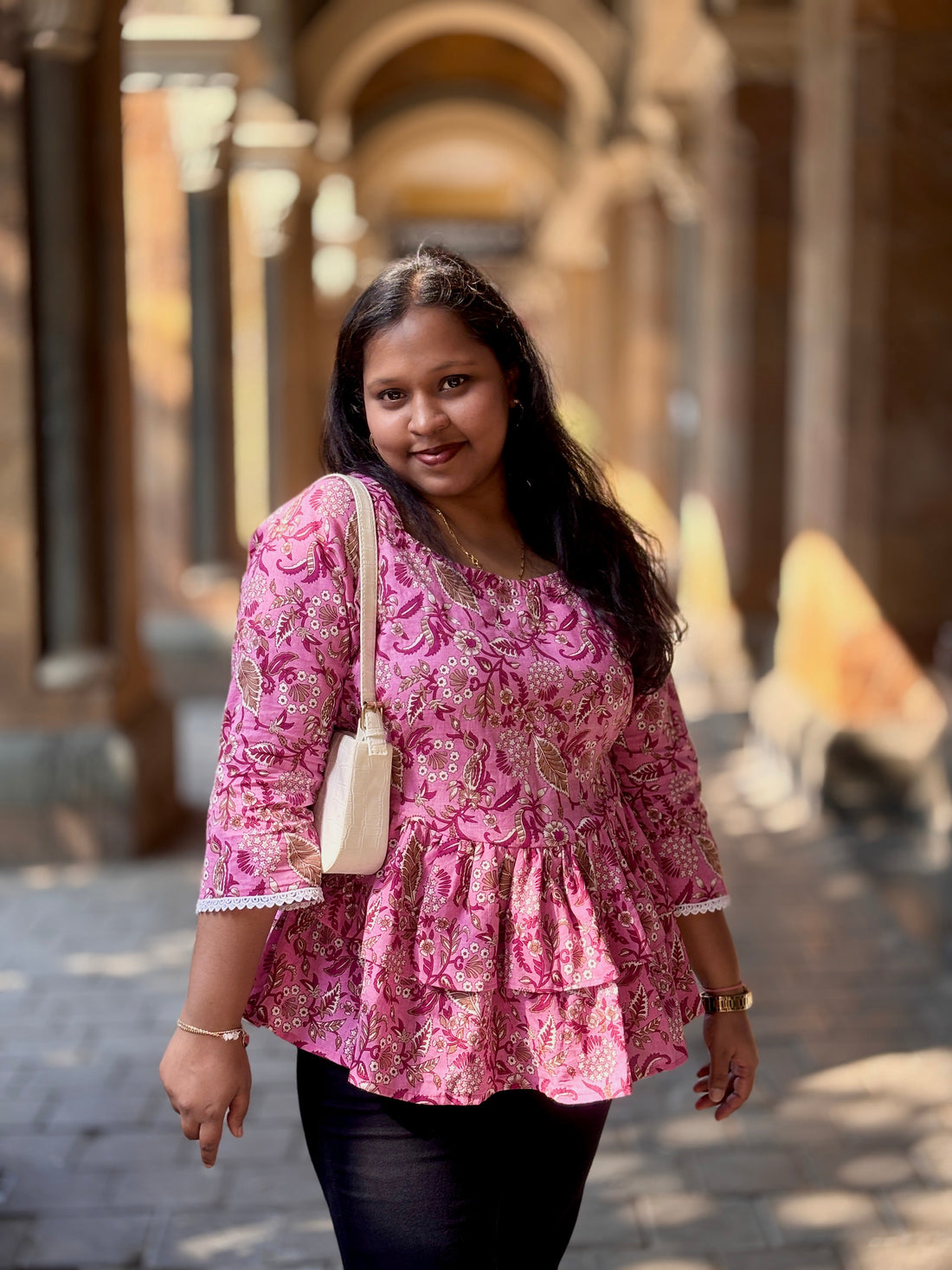 How to Read a Size Chart for Indian Ethnic Wear | Confused about sizing for kurtis, kurtas, and sarees? Learn how to read a size chart for Indian ethnic wear and find your perfect fit with Saajree.